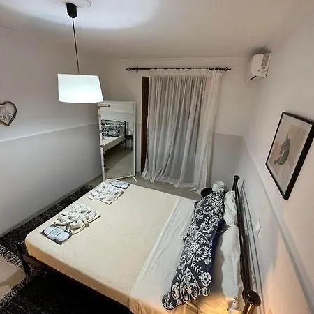 Apartment Eftyxia